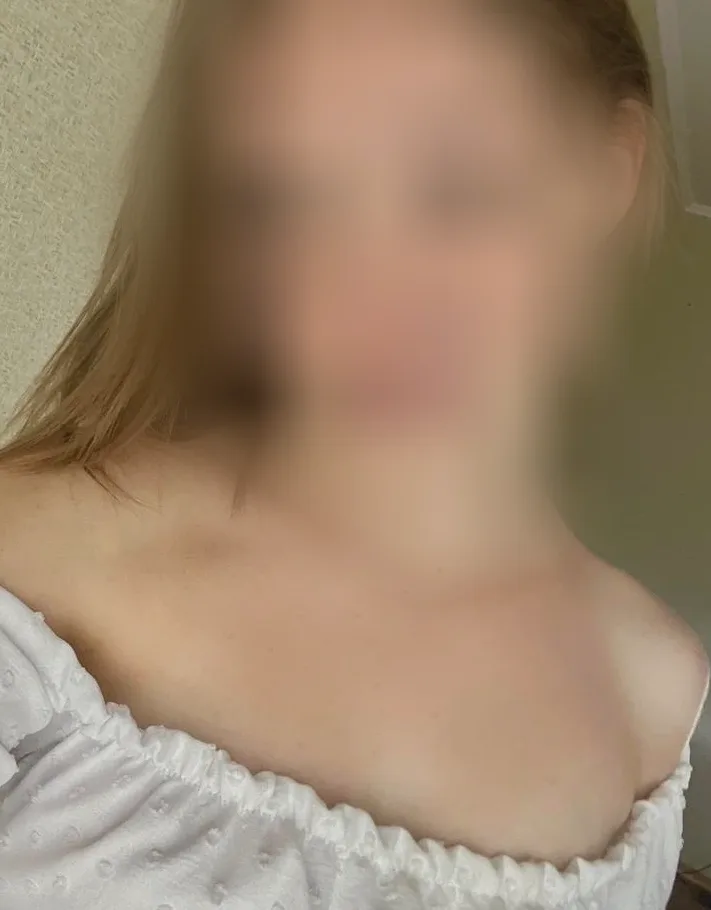 Paige, 34