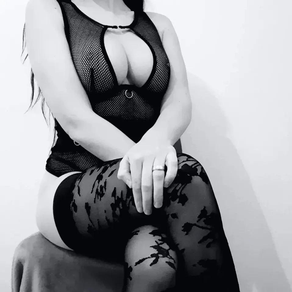 Victoria, 34